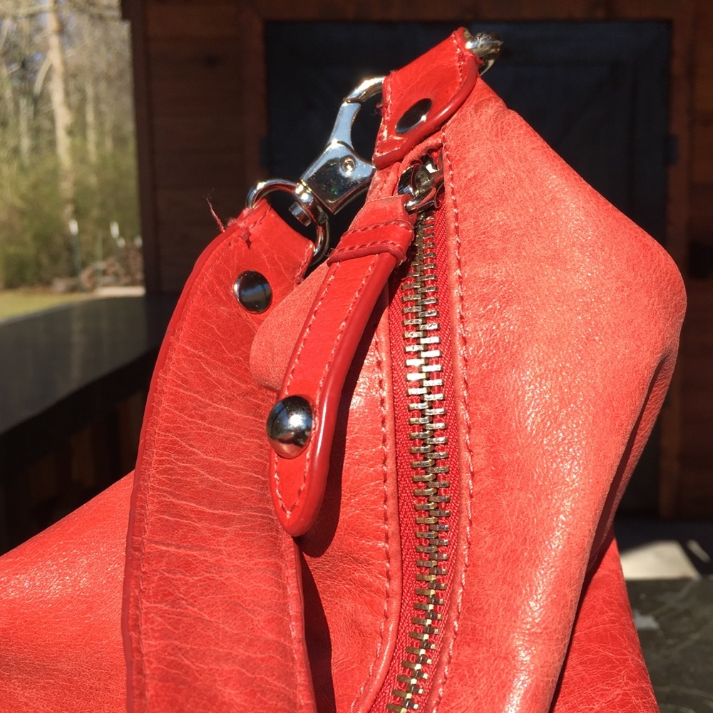 HOBO The Original Leather Shoulder Bag - Picture 5 of 8